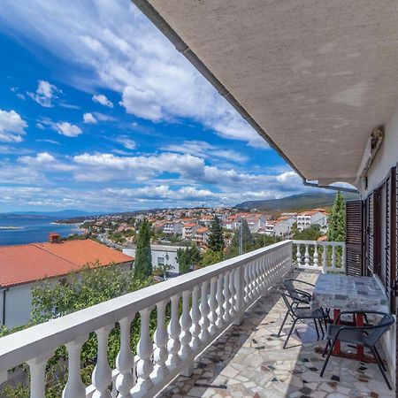 3 Bedroom Awesome Apartment In Novi Vinodolski Exterior photo